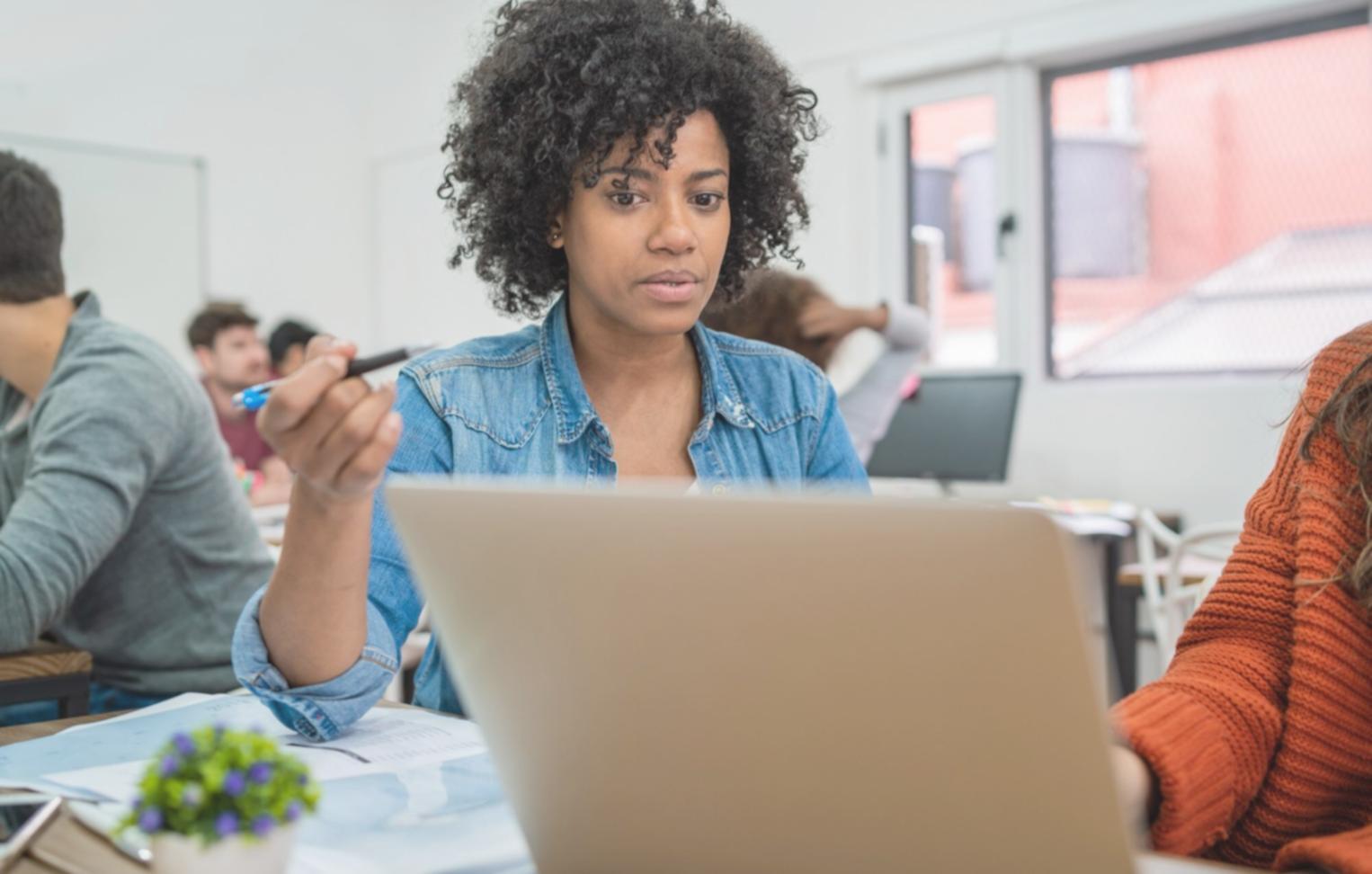 Dokumentacja i procedury prawne