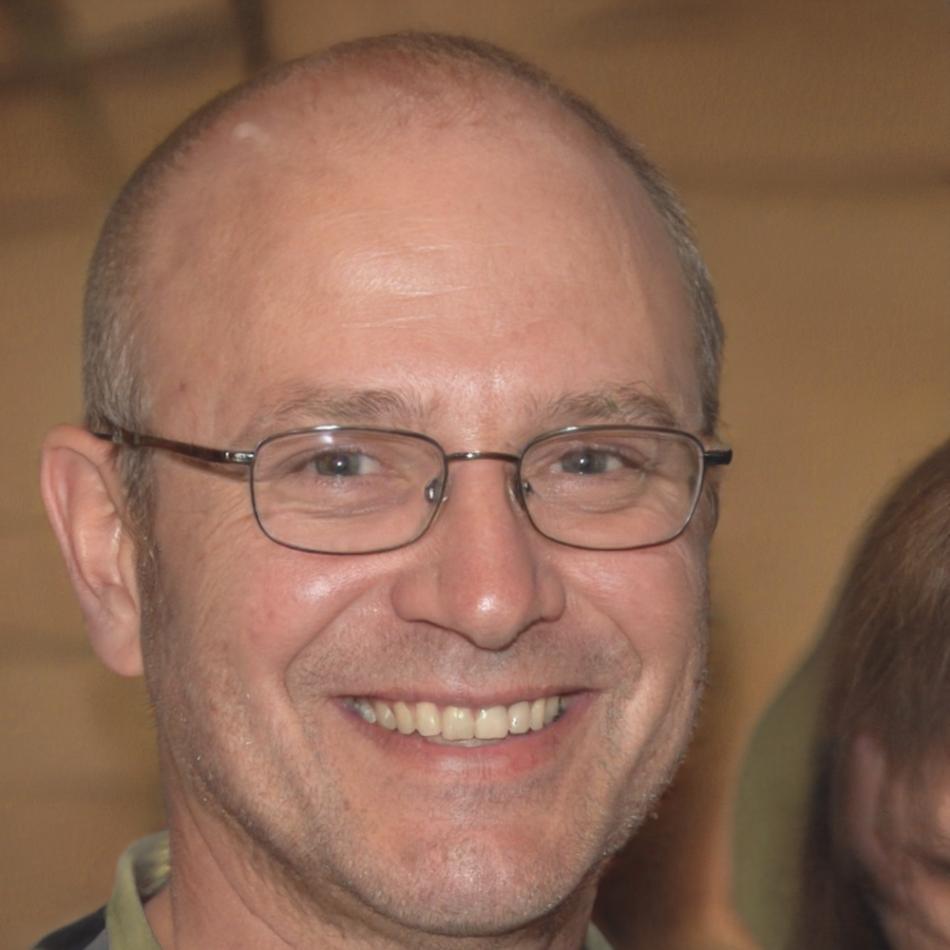 Portret eksperta dr. hab. Kamila Nowakowskiego